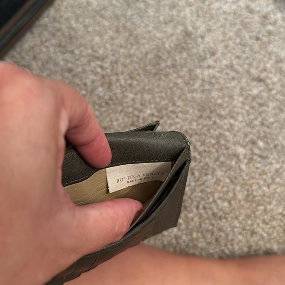 GUC Bottega Veneta Vintage Leather Wallet - Picture 11 of 13